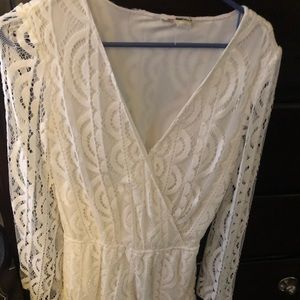 White lace short outfit